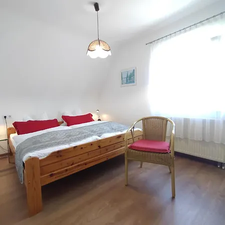 Appartamento Michaela Bucher Obergeschoss *